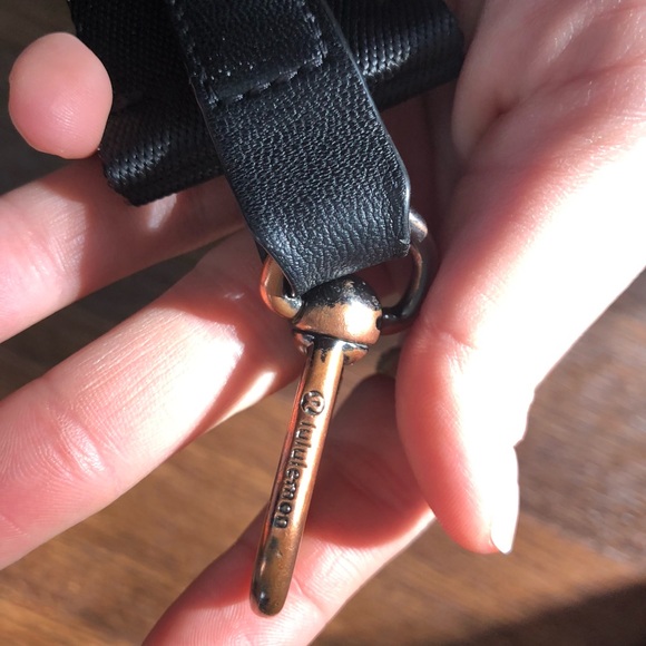 Lululemon OG Never Lost Key Chain - Picture 2 of 4